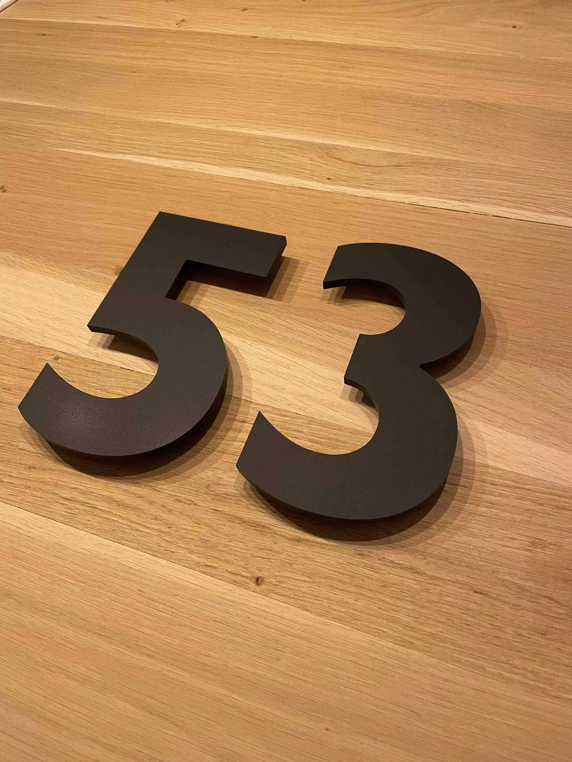 Huisnummer Kunststof 30cm - 8mm