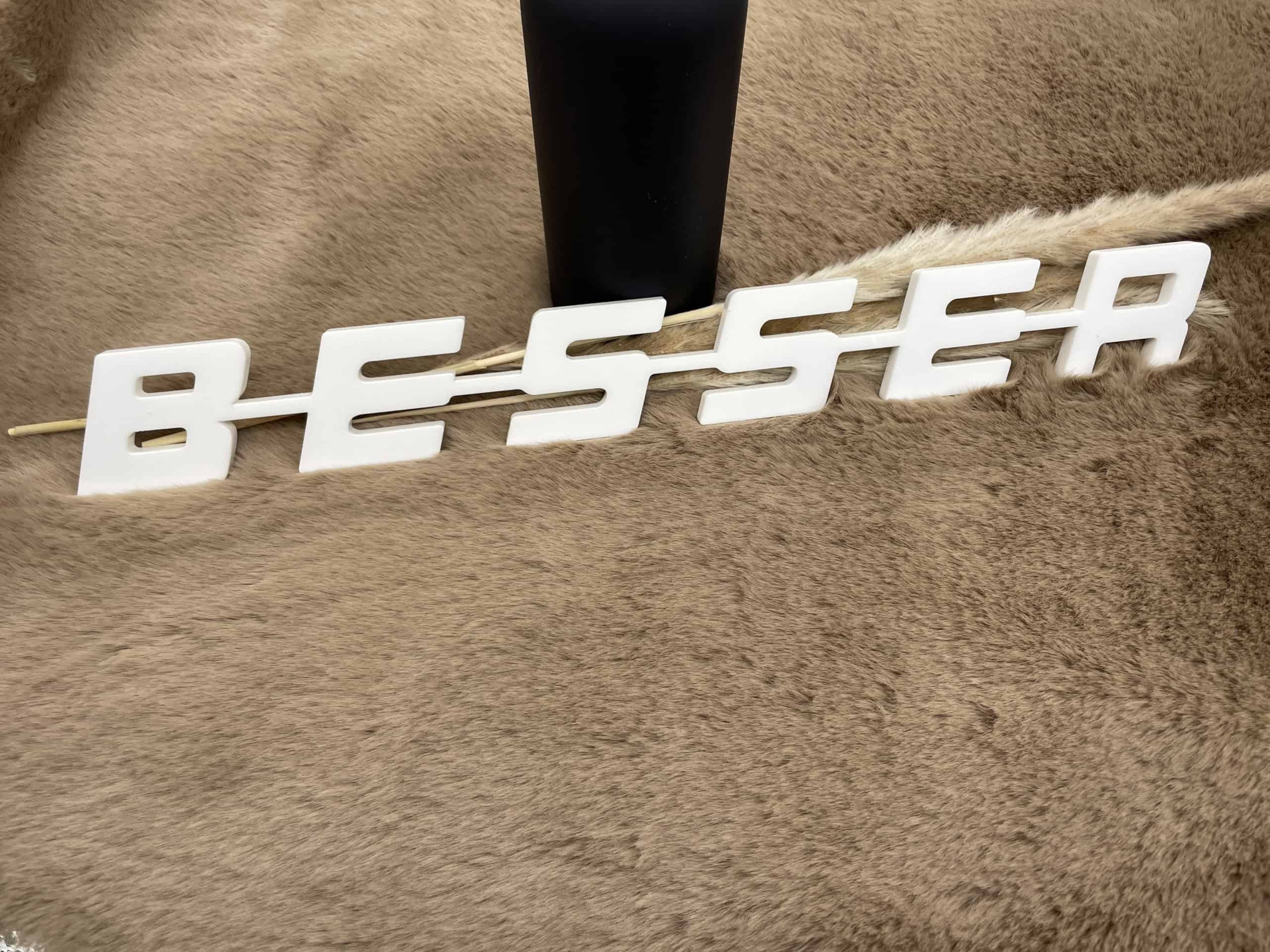 Besser Logo - Plexiglas Wit - 8mm