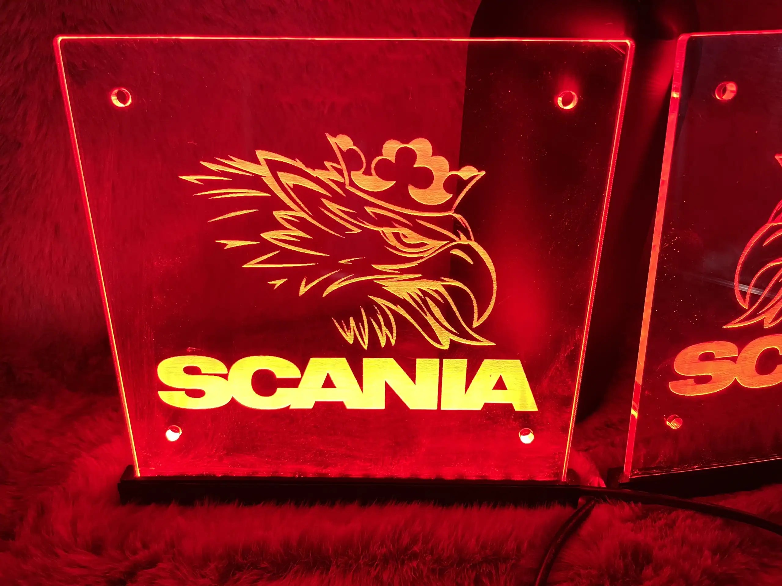 Scania Griffin logo Led bakje set - 15x15cm