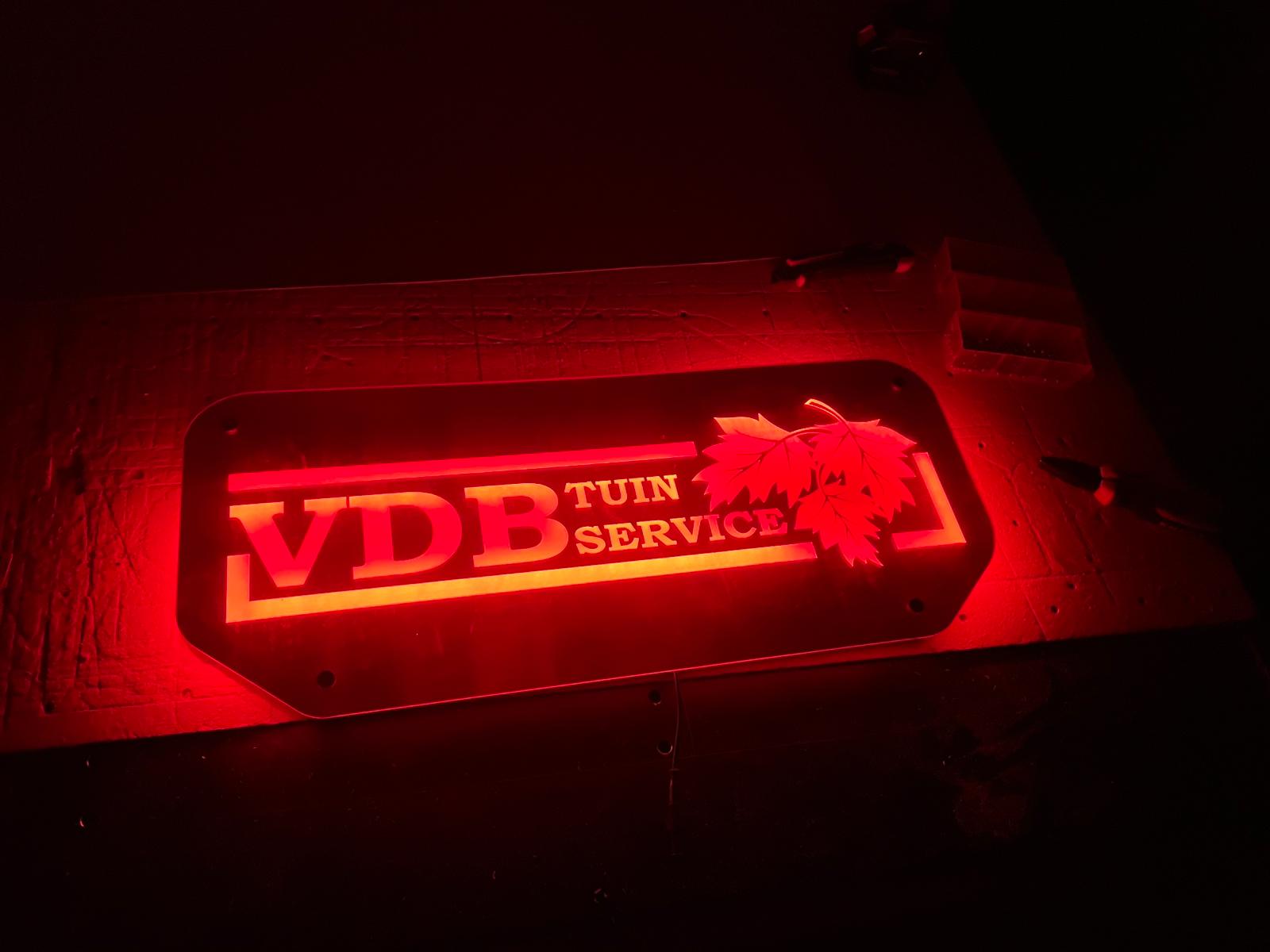 Mercedes Sprinter / VW Sprinter LED Spiegel Achterwand - 69x30cm